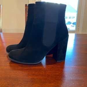 Stuart Weitzman Chelsea Bootie size 10.5